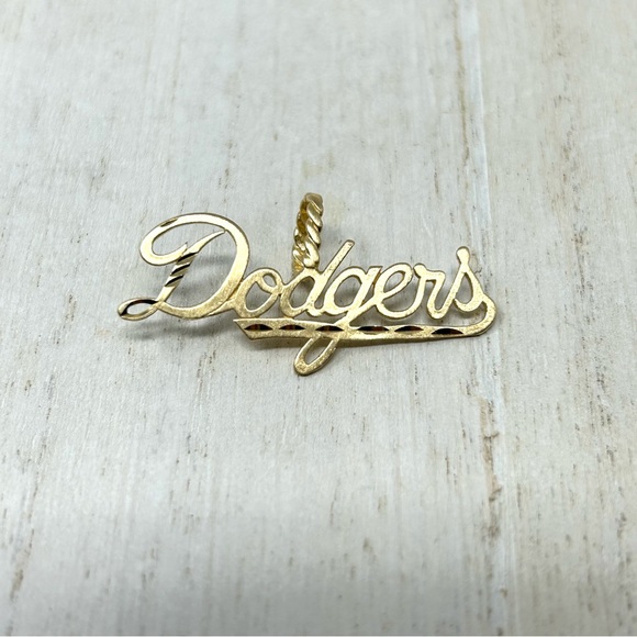 L.A. DODGERS 14K solid script logo pendant by Michael Anthony, NWOT - Picture 10 of 15
